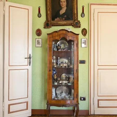 Corrado - Ground Floor Lägenhet