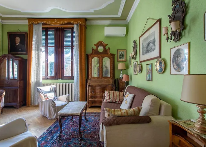 Corrado - Ground Floor Apartment *